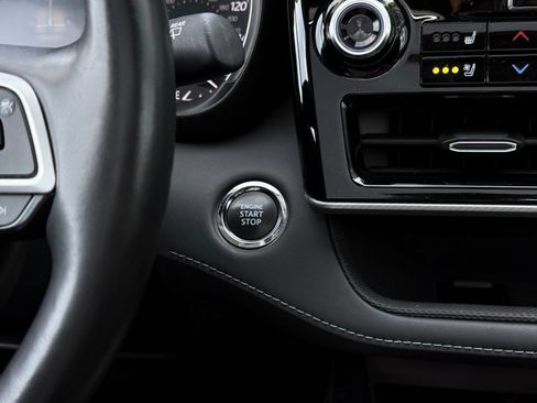 Used 2022 Toyota Highlander Platinum image 49