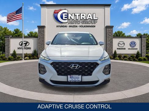 Used 2019 Hyundai Santa Fe SEL AWD/4WD image 2