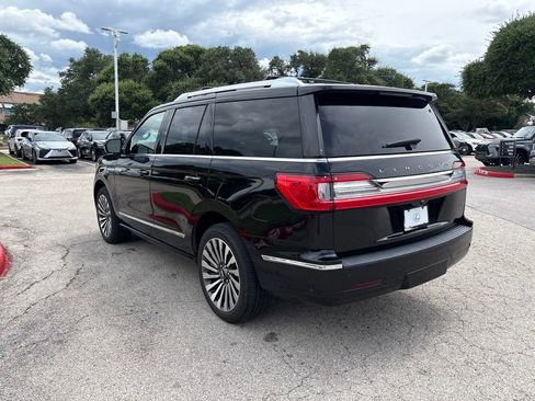 Used 2021 Lincoln Navigator Reserve w/ Luxury Package AWD/4WD image 3