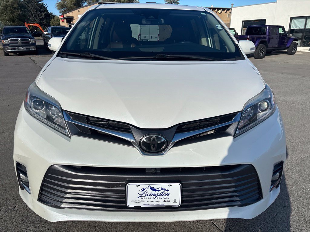 Used 2019 Toyota Sienna Limited Premium FWD image 3