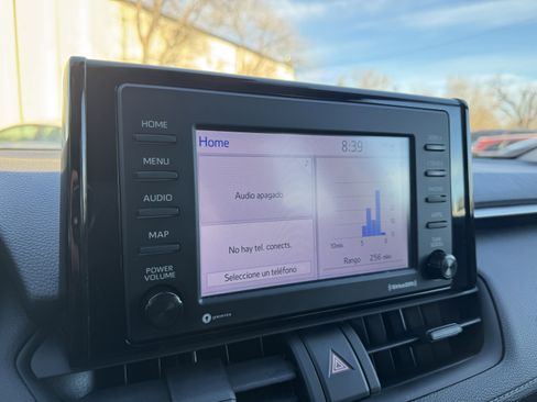 Certified 2022 Toyota RAV4 XLE image 24