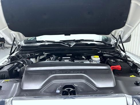 Used 2024 RAM 2500 Big Horn image 24