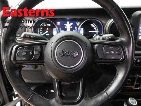 Used 2023 Jeep Wrangler Unlimited w/ Cold Weather Group AWD/4WD image 10