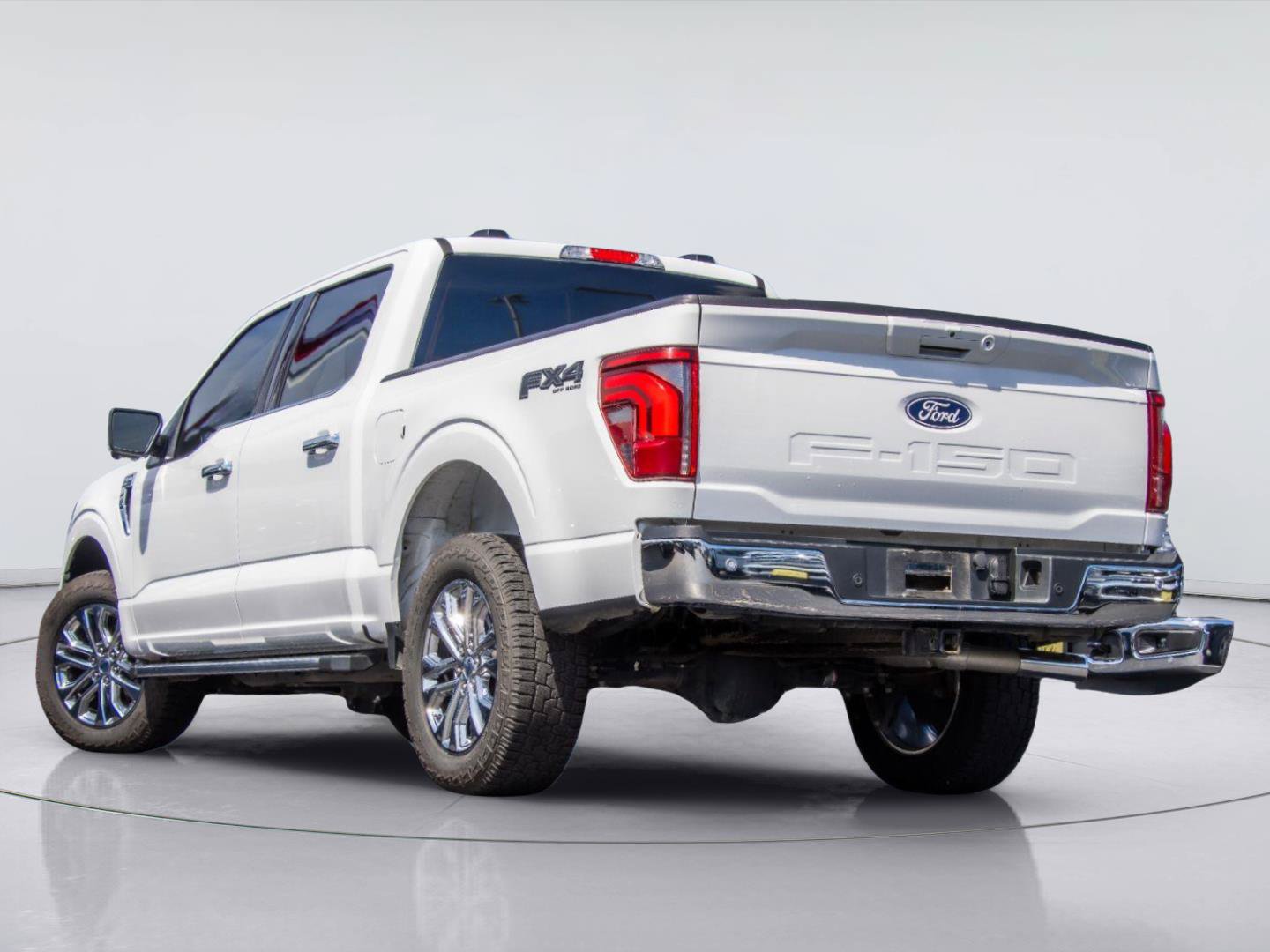 Certified 2025 Ford F150 Lariat w/ Equipment Group 501A Mid AWD/4WD image 4