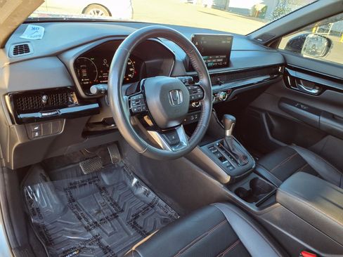 Used 2024 Honda CR-V Sport Touring image 18