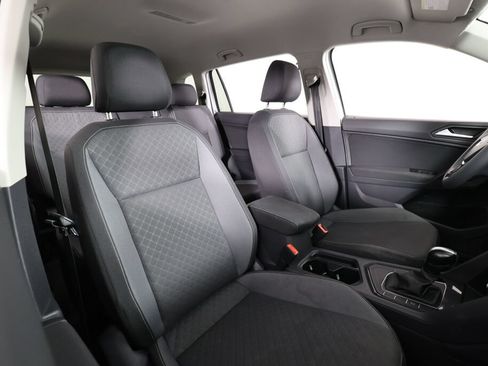 Used 2021 Volkswagen Tiguan S FWD image 25