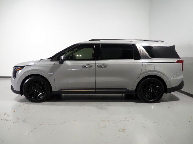 Used 2025 Kia Carnival SX Prestige FWD image 9