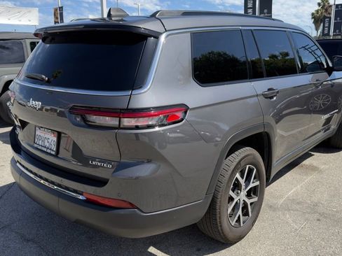 Used 2024 Jeep Grand Cherokee L Limited AWD/4WD image 4