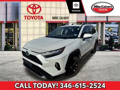 Used 2024 Toyota RAV4 SE w/ Convenience Package