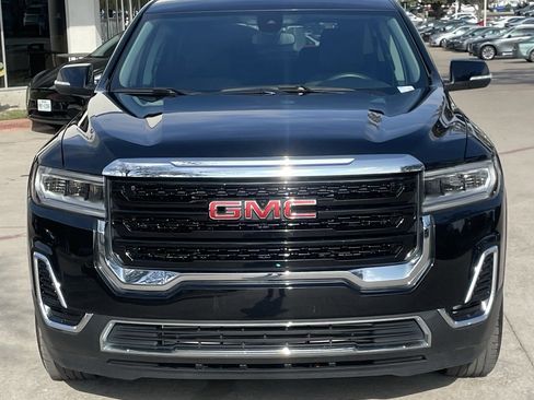 Used 2023 GMC Acadia SLE image 6