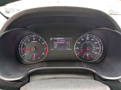 Used 2024 Kia Forte LXS image 13