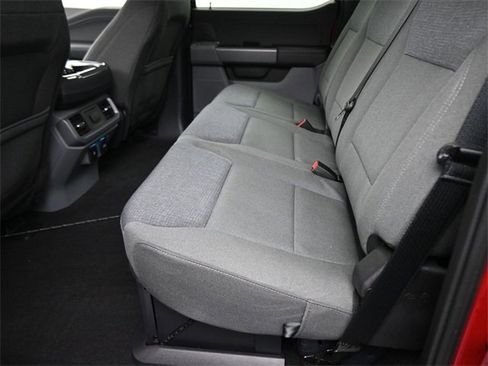 Used 2024 Ford F150 XLT w/ FX4 Off-Road Package image 39