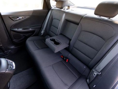 Used 2023 Chevrolet Malibu LT image 28