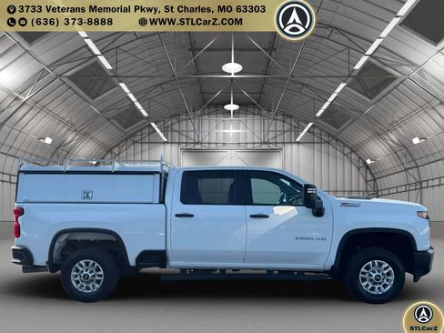 Used 2022 Chevrolet Silverado 2500 W/T w/ WT Convenience Package AWD/4WD image 2