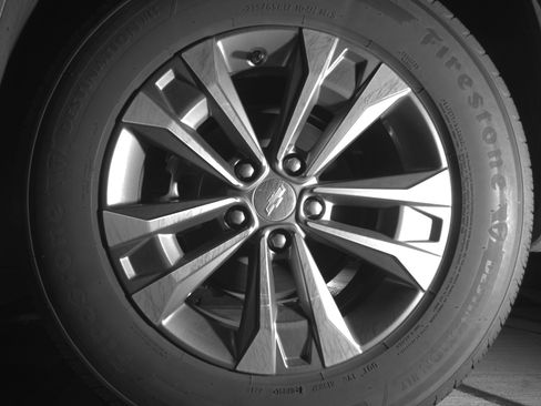 Used 2025 Chevrolet Equinox LT FWD image 14