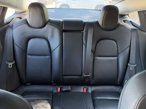 Used 2022 Tesla Model 3 Performance image 25