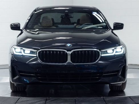 Used 2022 BMW 530i xDrive w/ Premium Package AWD/4WD image 5