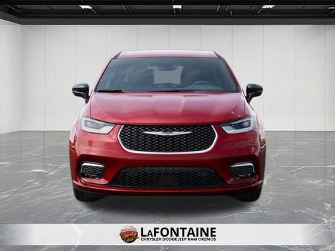 New 2026 Chrysler Pacifica Select AWD/4WD image 6