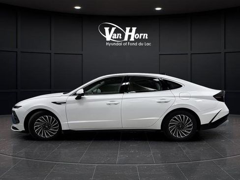 Used 2025 Hyundai Sonata Limited image 13