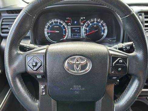 Used 2019 Toyota 4Runner TRD Off-Road Premium AWD/4WD image 24