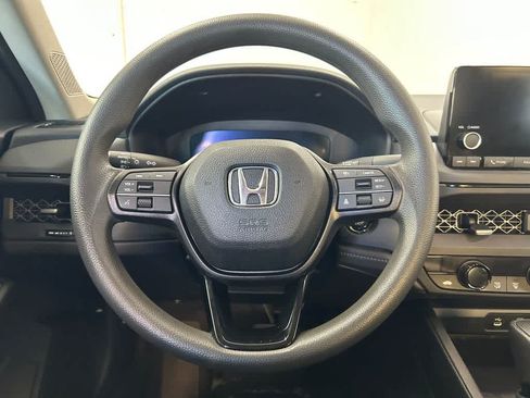 Used 2023 Honda Accord EX image 16