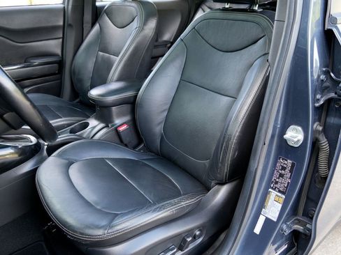 Used 2015 Kia Soul + w/ Primo Package FWD image 6