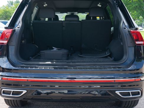 Certified 2023 Volkswagen Tiguan SEL R-Line AWD/4WD image 24