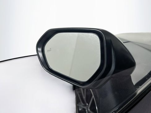 Used 2024 Toyota Camry SE image 16