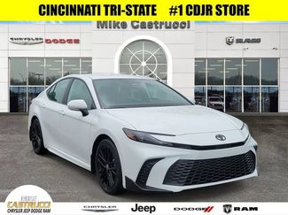 Used 2026 Toyota Camry SE FWD video 1