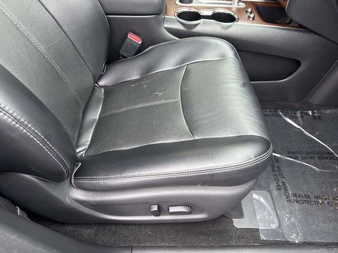 Used 2018 Nissan Pathfinder Platinum image 7