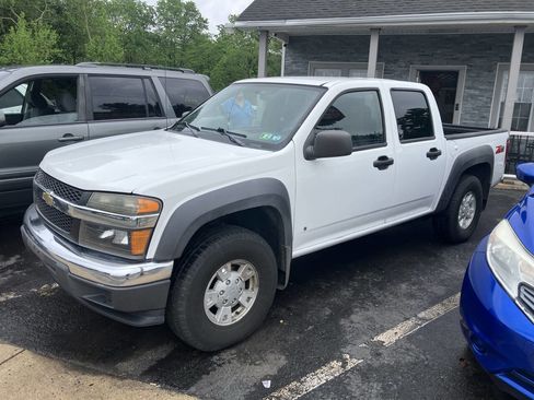 Used 2006 Chevrolet Colorado LT w/ LT Preferred Equipment Group RWD image 2