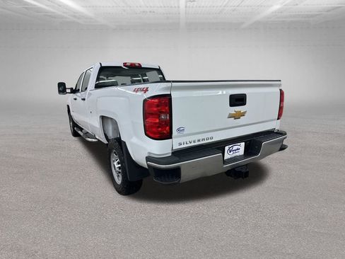 Used 2019 Chevrolet Silverado 2500 W/T w/ Snow Plow Prep Package image 10