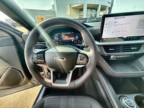 Used 2026 Ford Explorer ST-Line w/ ST-Line Street Pack RWD image 14