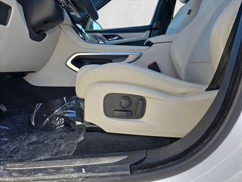 Certified 2025 Jaguar F-PACE R-Dynamic S image 29