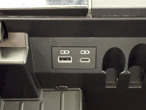 Used 2024 Toyota Tundra Limited image 52