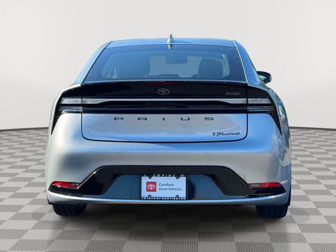Used 2024 Toyota Prius Prime FWD image 4