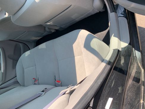 Used 2010 Toyota Corolla LE FWD image 11