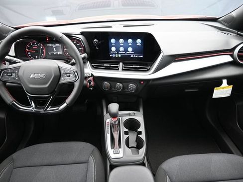 New 2026 Chevrolet Trax RS w/ Driver Confidence Package FWD image 18