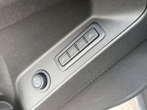 Certified 2023 Chevrolet Equinox Premier w/ LPO, Cargo Package image 19