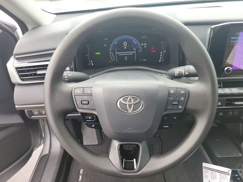 New 2026 Toyota Camry LE image 28