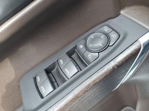 Used 2022 GMC Sierra 1500 Denali w/ Driver Alert Package II image 17