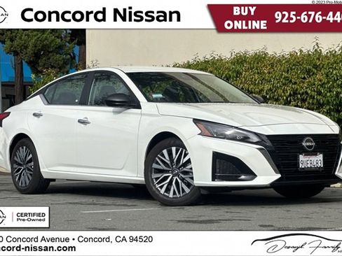 Certified 2025 Nissan Altima 2.5 SV image 1