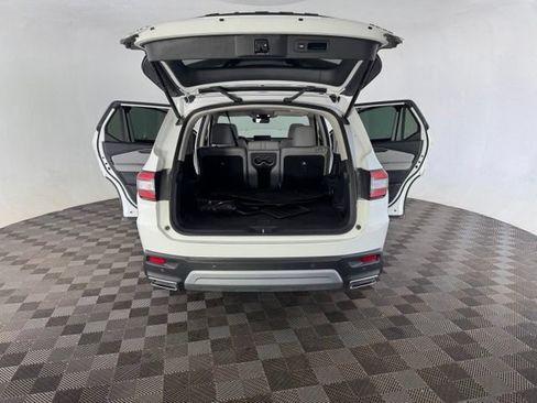 Used 2023 Honda Pilot Elite image 19