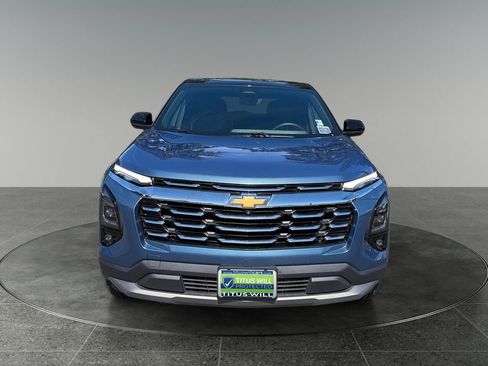 Used 2025 Chevrolet Equinox LT w/ Safety and Technology Package AWD/4WD image 2