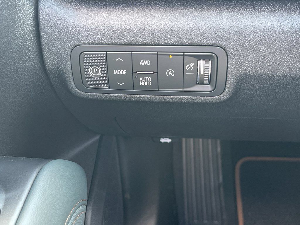 New 2027 GMC Terrain AT4 w/ Technology Package II AWD/4WD image 18