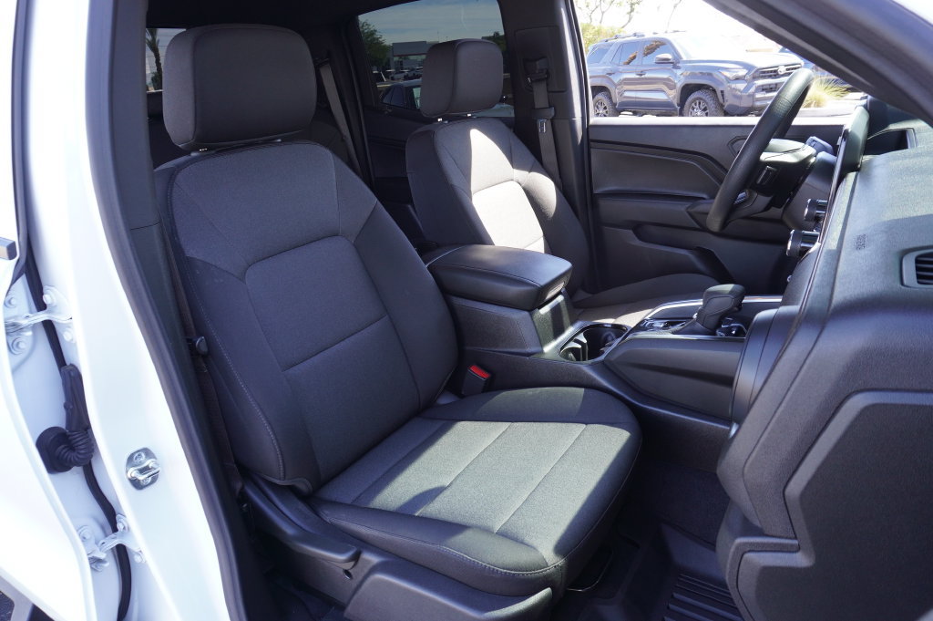 Certified 2025 Chevrolet Colorado Trail Boss AWD/4WD image 13