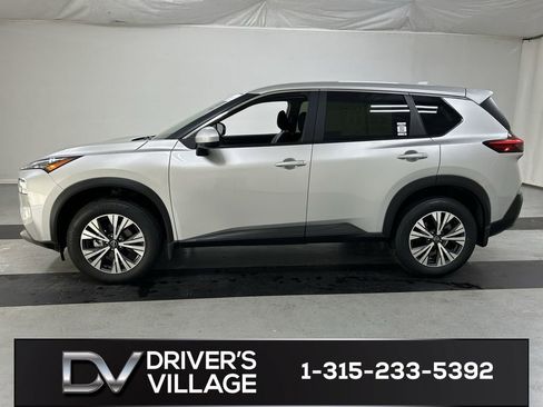Used 2023 Nissan Rogue SV AWD/4WD image 6
