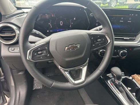 Used 2026 Chevrolet Trax ACTIV w/ Driver Confidence Package FWD image 12