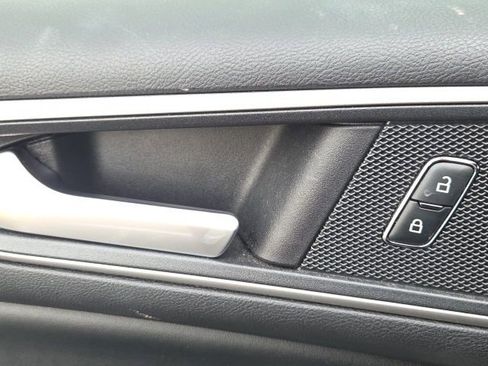 Used 2022 Ford Edge ST-Line w/ Class II Trailer Tow Package image 25