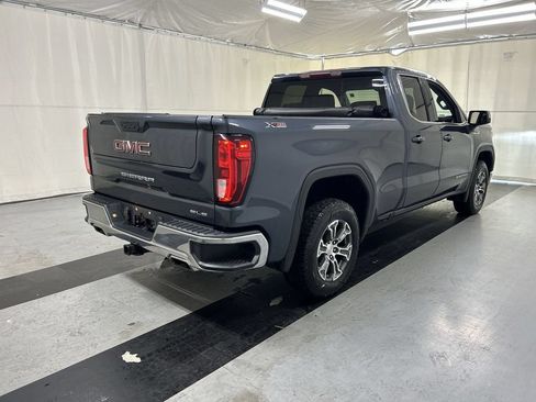 Used 2021 GMC Sierra 1500 SLE w/ X31 Off-Road Package AWD/4WD image 2